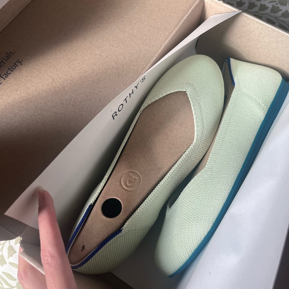 Rothy’s the flat sour apple color